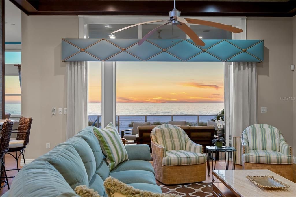 Interior, Living room, Recessed Lighting, Water