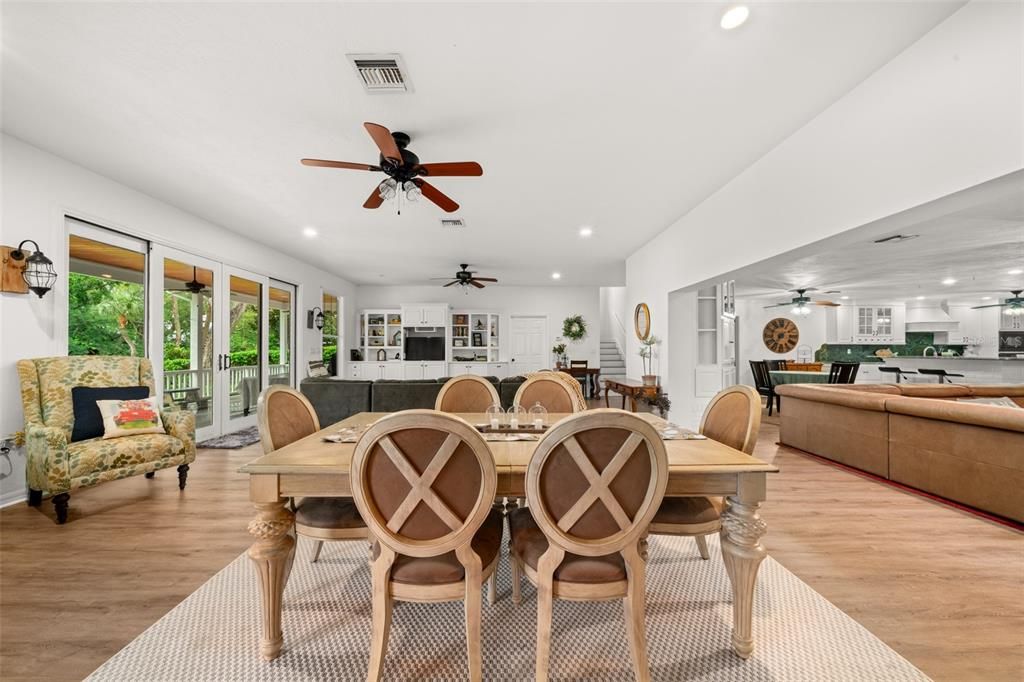 Dining room, Interior, Living room, Recessed Lighting, Wood Texture Flooring