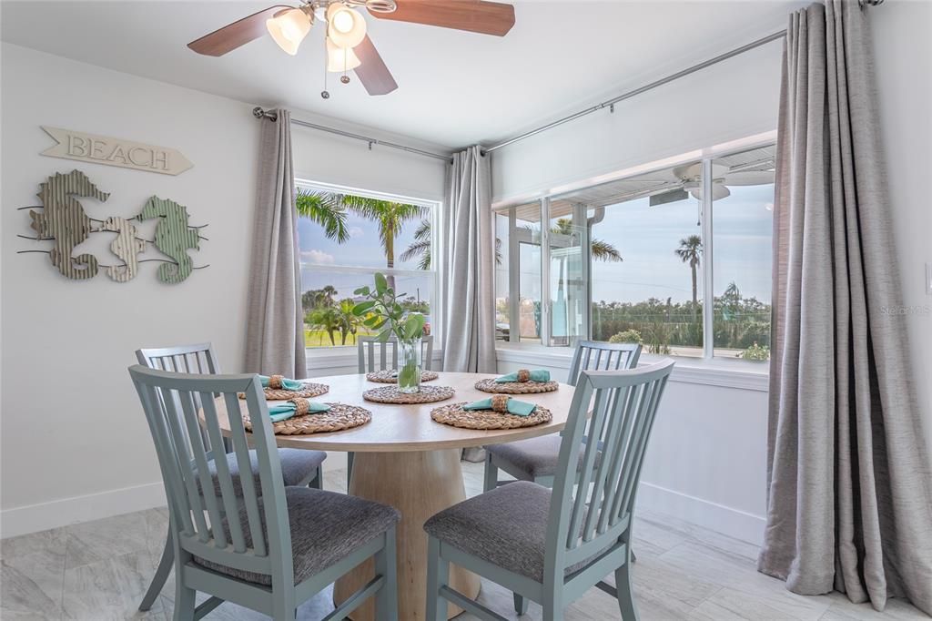 Dining room, Interior, Water