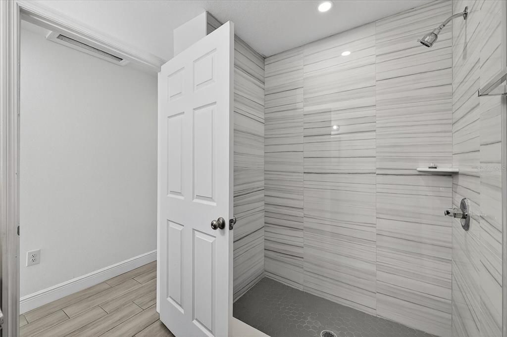 Bathroom, Interior, Recessed Lighting, Wood Texture Flooring