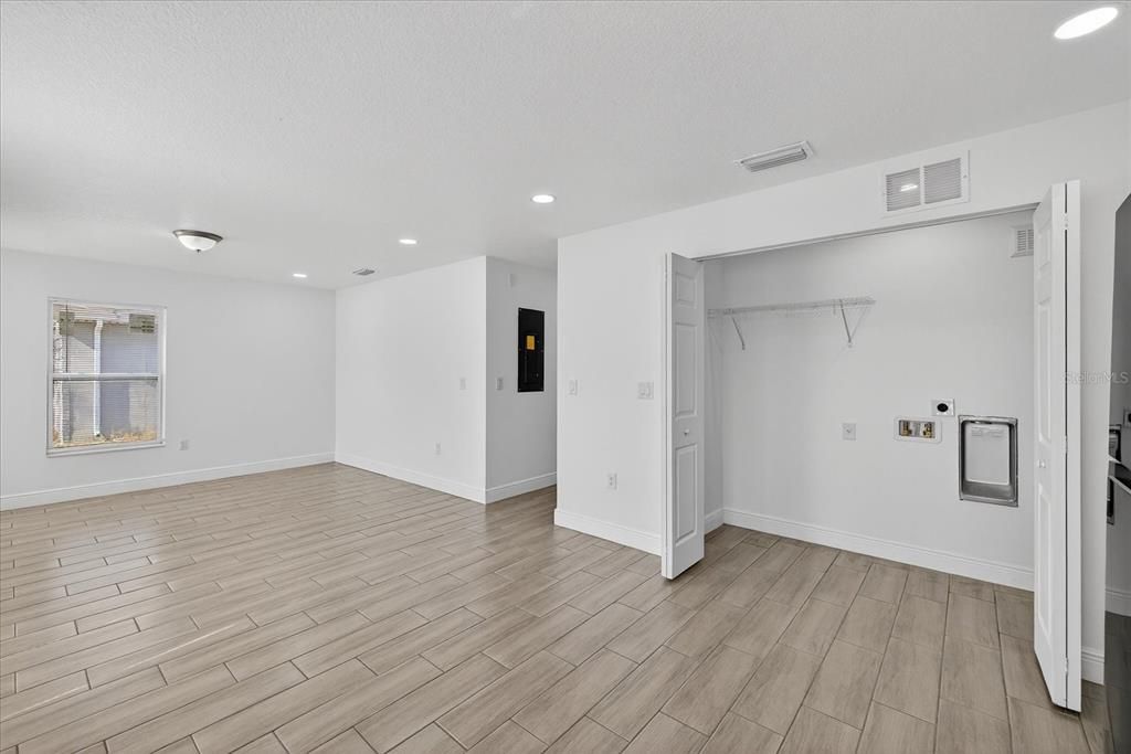 Empty room, Interior, Recessed Lighting, Wood Texture Flooring