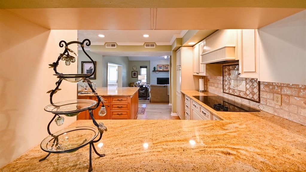 Interior, Kitchen, Recessed Lighting