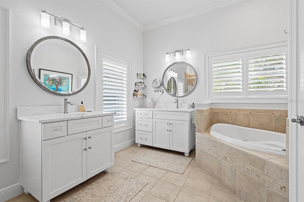 Bathroom, Dual Sink Vanities, Interior