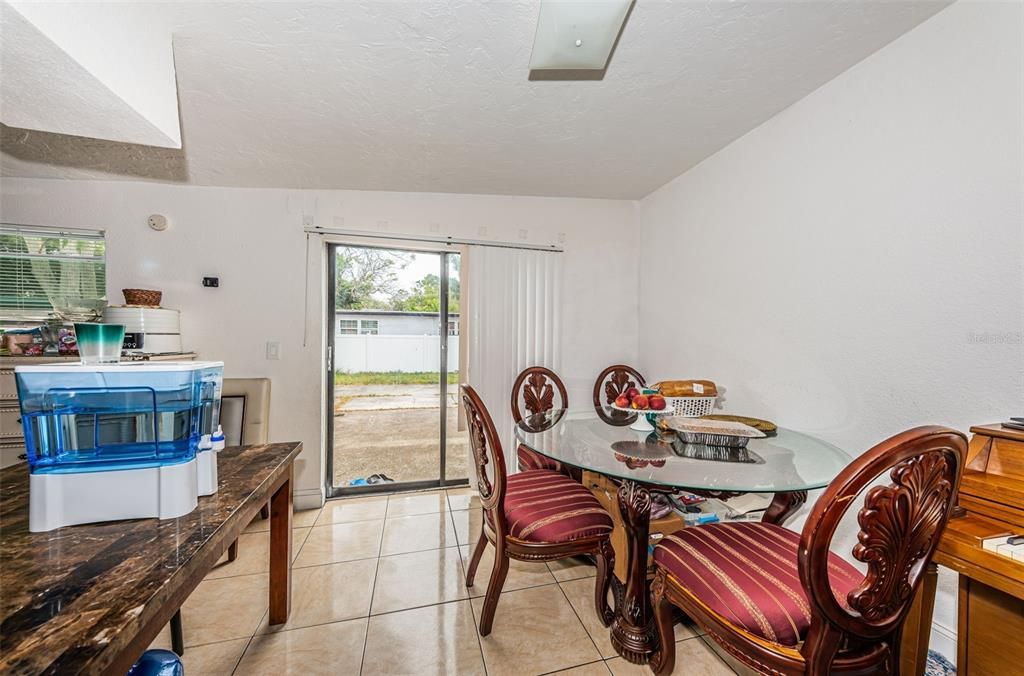 Dining room, Interior