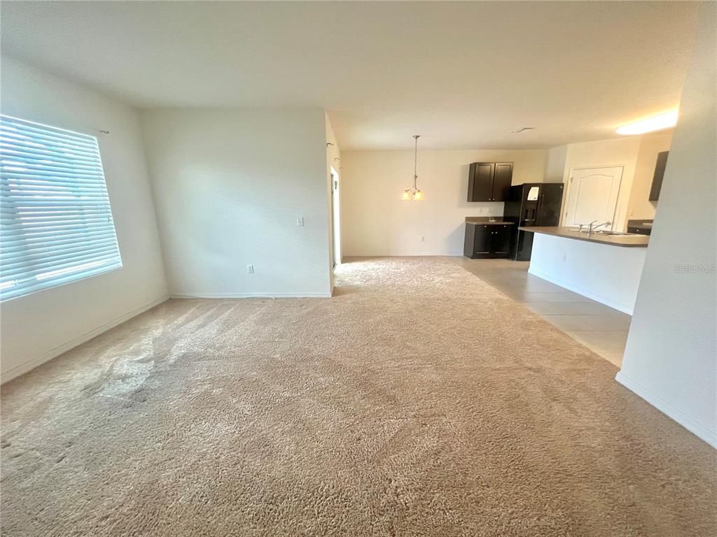 Empty room, Interior, Pendant Lights