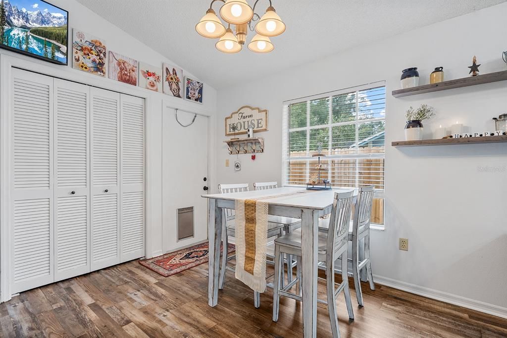 Dining room, Interior, Wood Texture Flooring