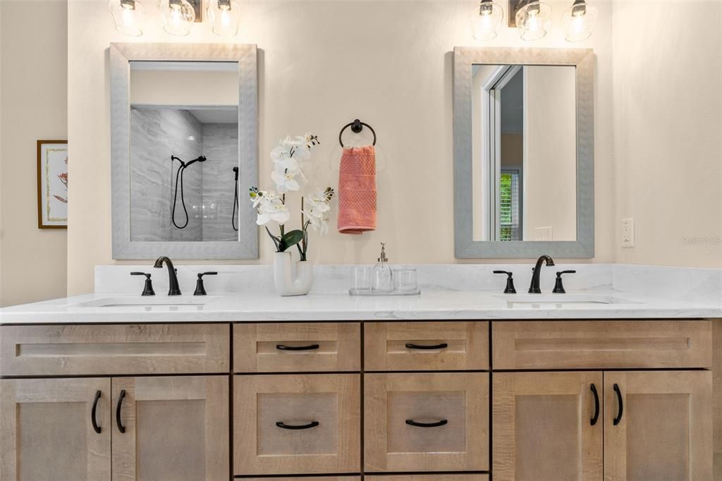 Bathroom, Dual Sink Vanities, Interior