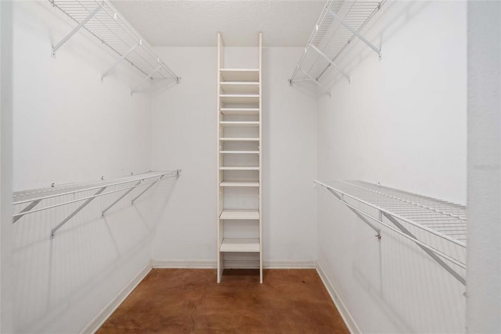 Interior, Walk-in Closets
