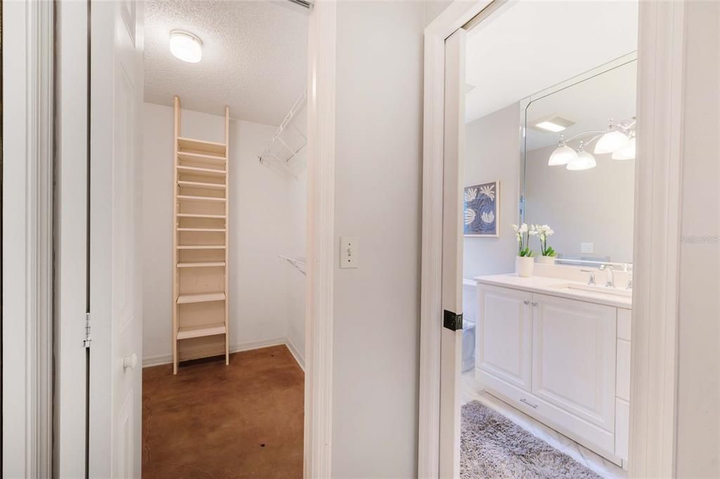 Interior, Walk-in Closets