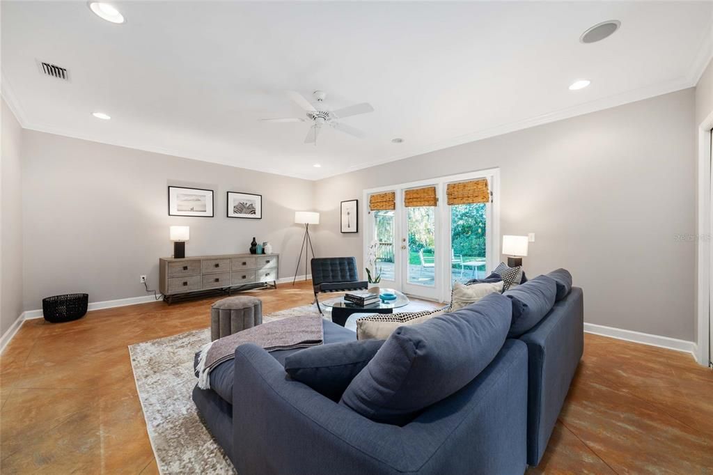 Interior, Living room, Recessed Lighting, Wood Texture Flooring