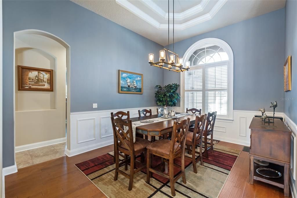 Chandelier, Dining room, Interior, Pendant Lights, Wood Texture Flooring