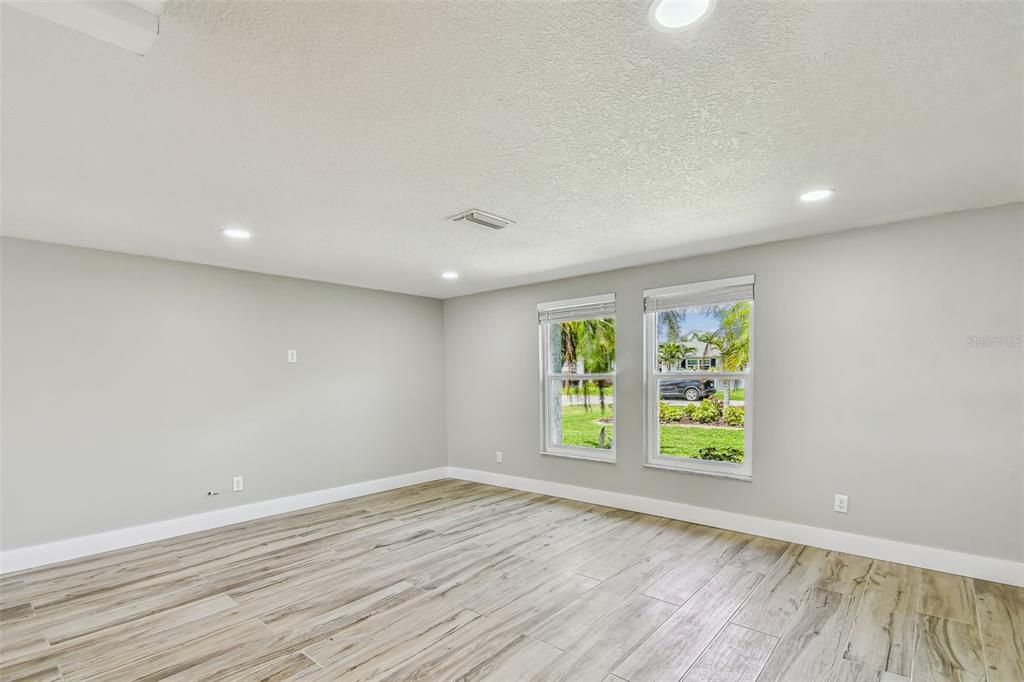 Empty room, Interior, Recessed Lighting, Wood Texture Flooring