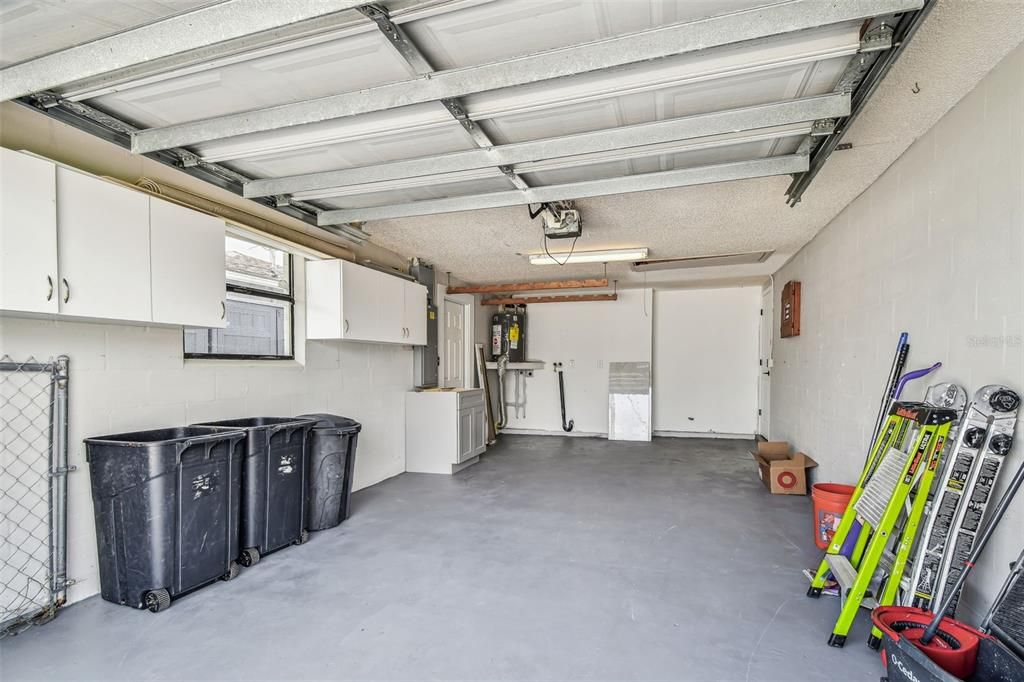 Garage, Interior
