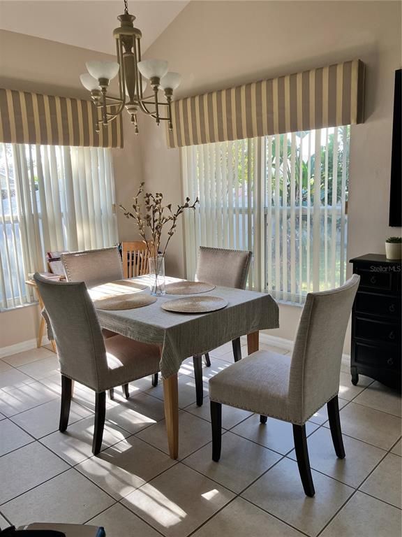 Chandelier, Dining room, Interior