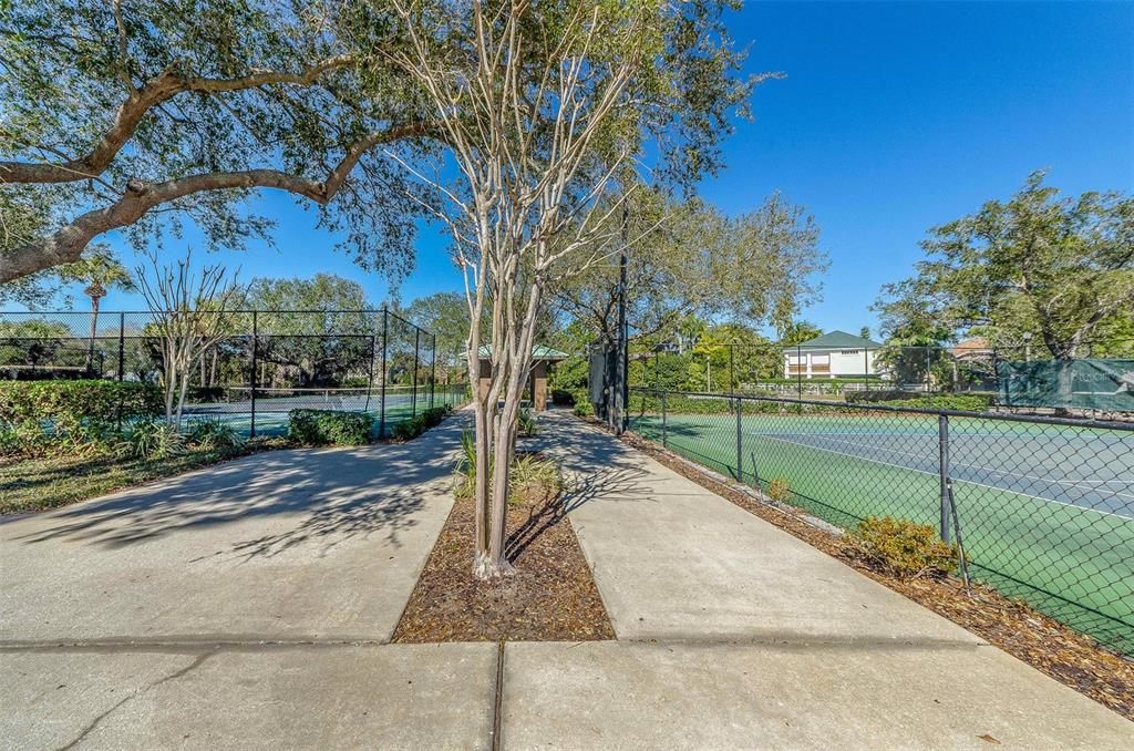 Exterior, Tennis Courts