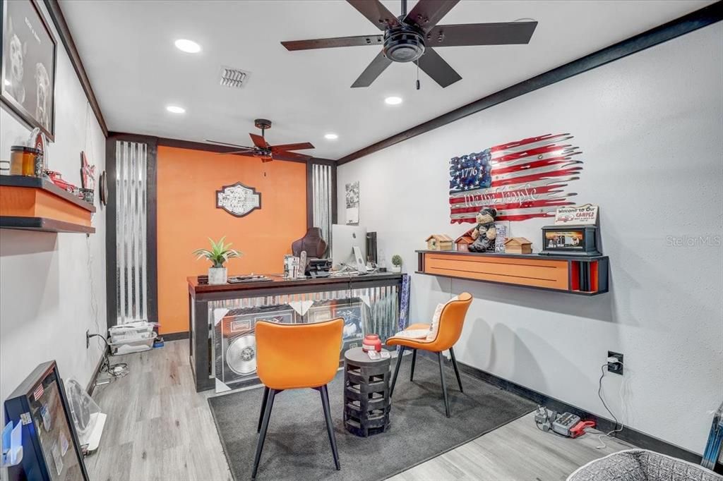 Home Office, Interior, Recessed Lighting, Wood Texture Flooring