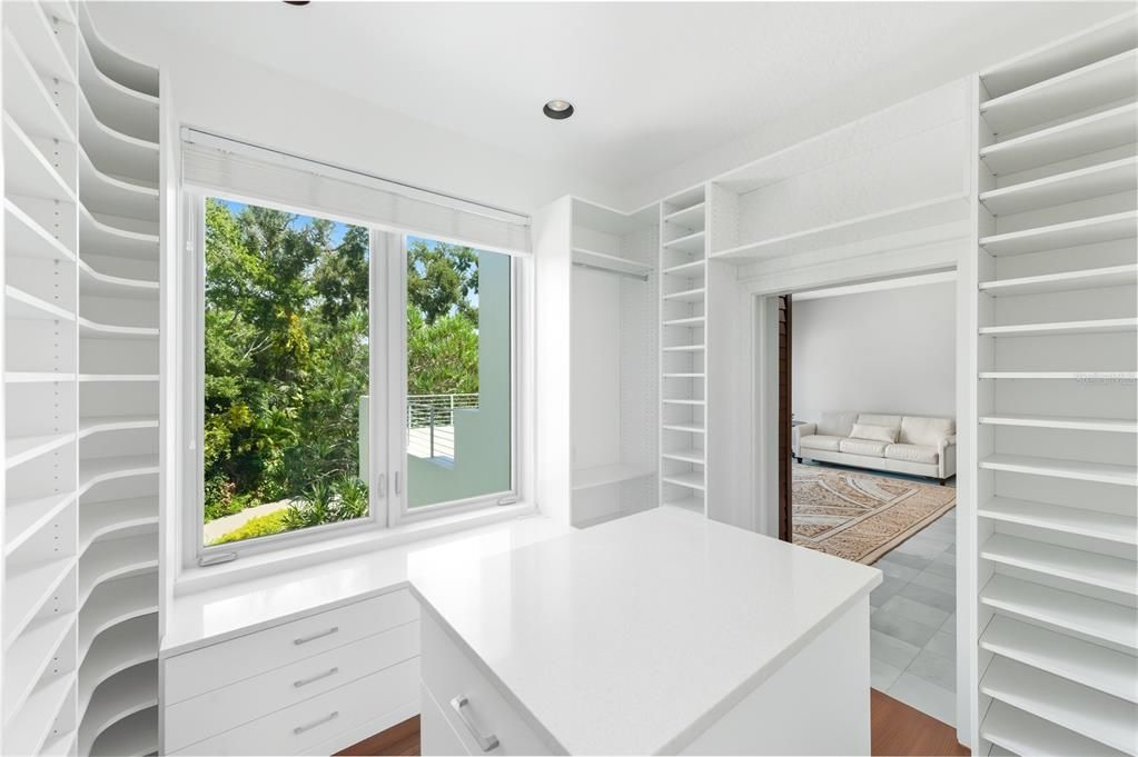 Interior, Recessed Lighting, Walk-in Closets, Wood Texture Flooring