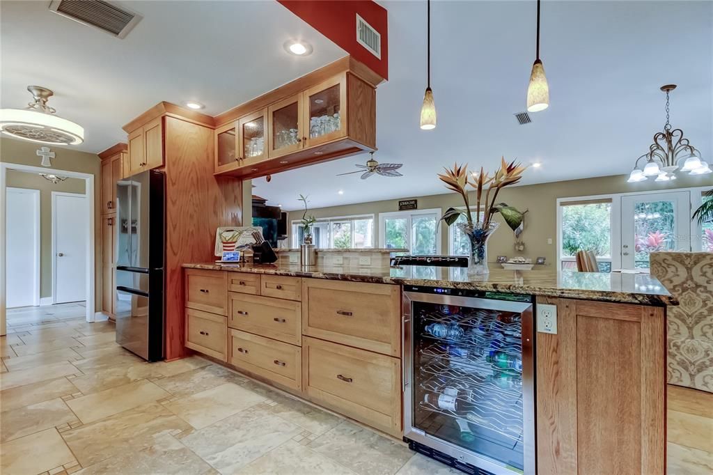 Chandelier, Interior, Kitchen, Pendant Lights, Recessed Lighting