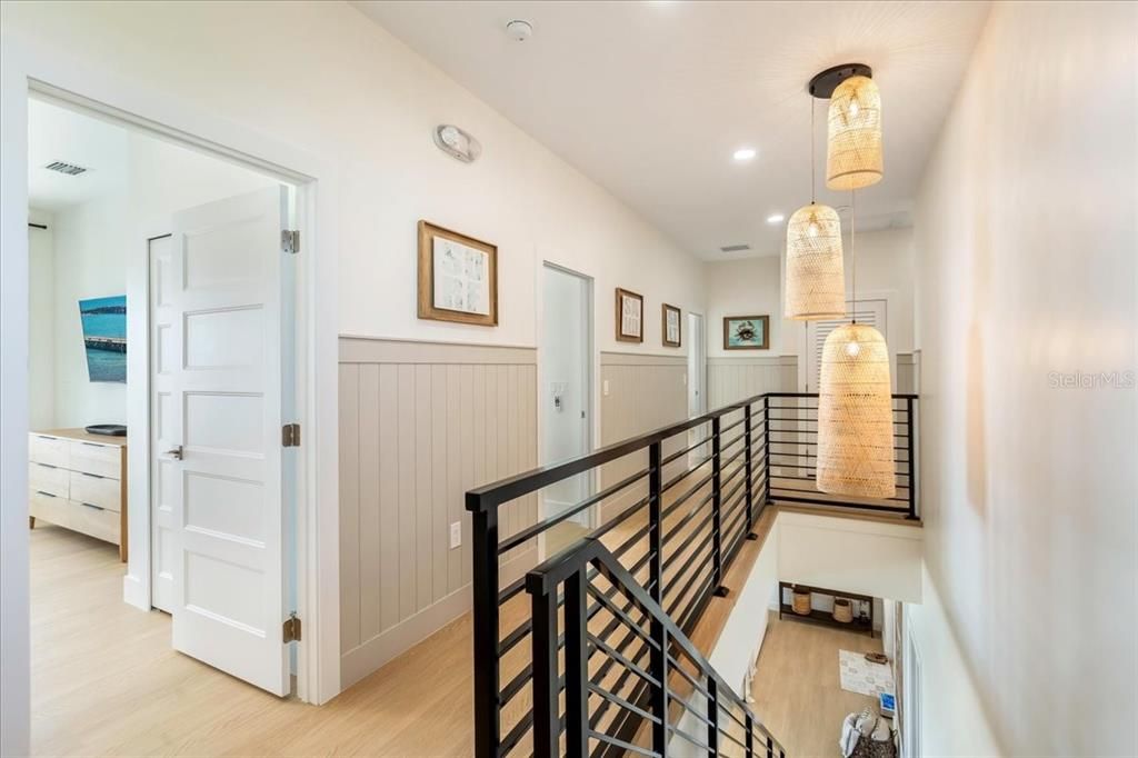 Interior, Pendant Lights, Recessed Lighting, Wood Texture Flooring