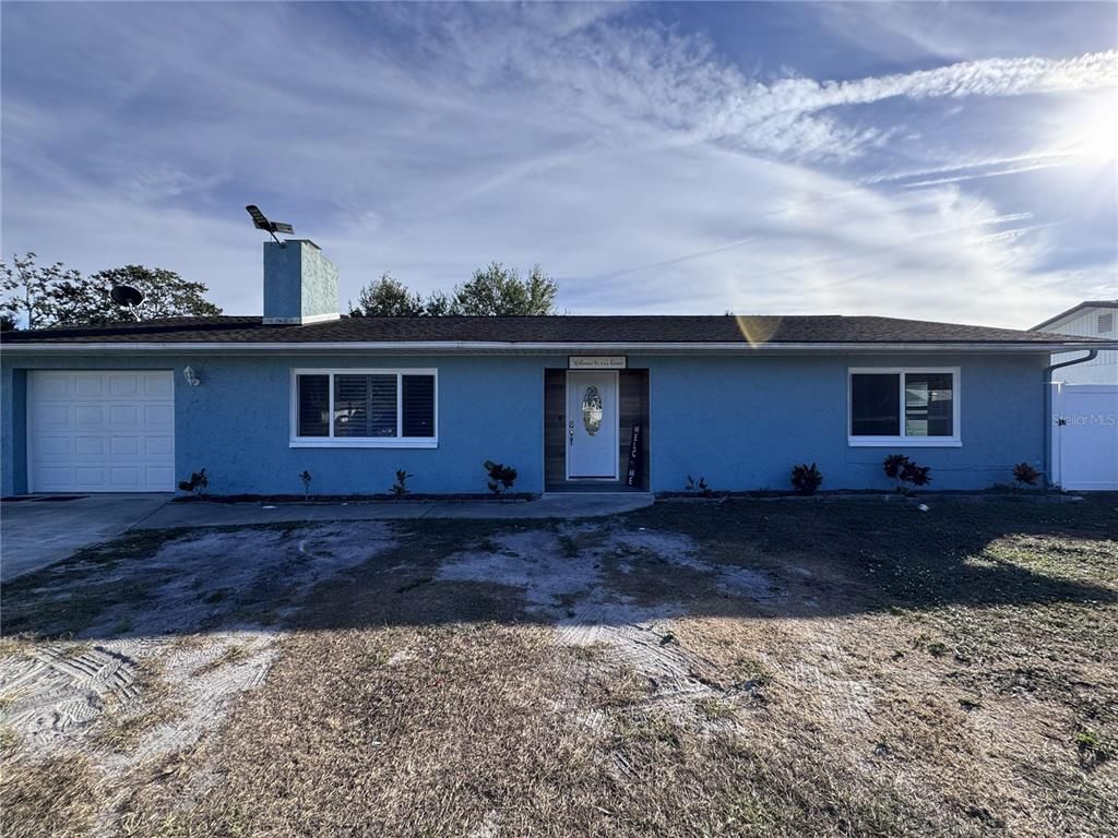 Attached, Backyard, Exterior, Facade, Ranch