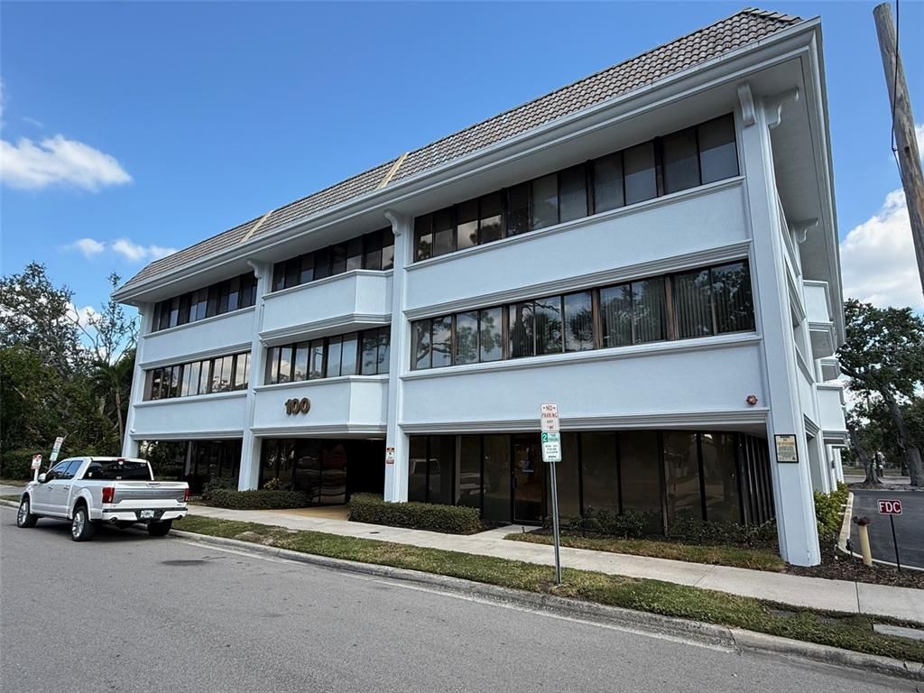 Exterior, Facade, Condo Building