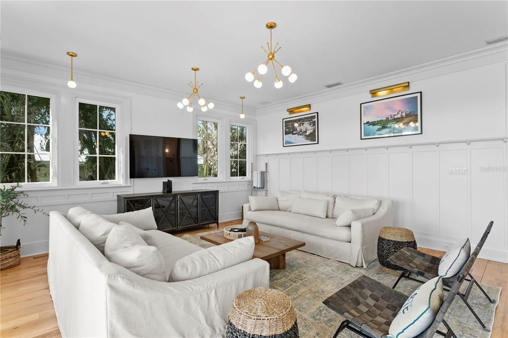 Interior, Living room, Pendant Lights, Wood Texture Flooring