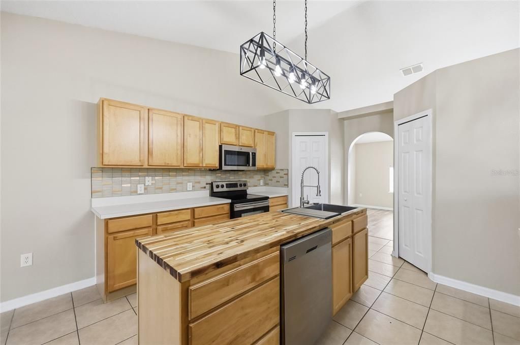 Interior, Kitchen, Pendant Lights, Stainless Steel Appliances