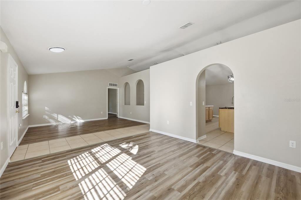 Empty room, Interior, Recessed Lighting, Wood Texture Flooring