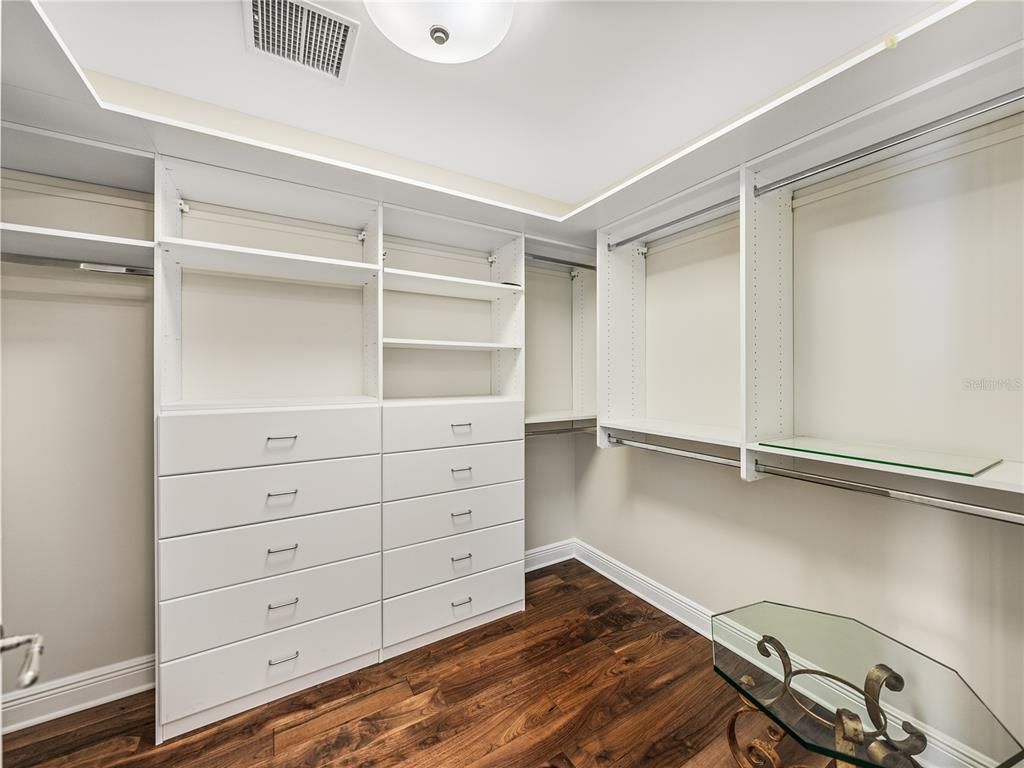 Interior, Walk-in Closets, Wood Texture Flooring