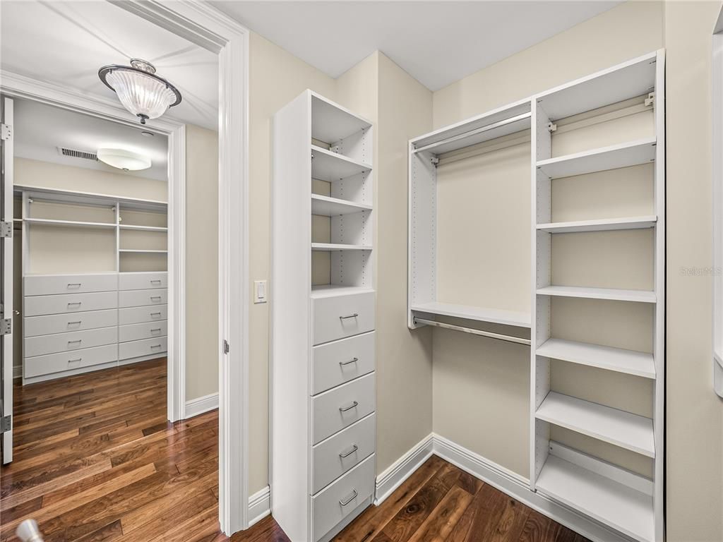 Interior, Walk-in Closets, Wood Texture Flooring