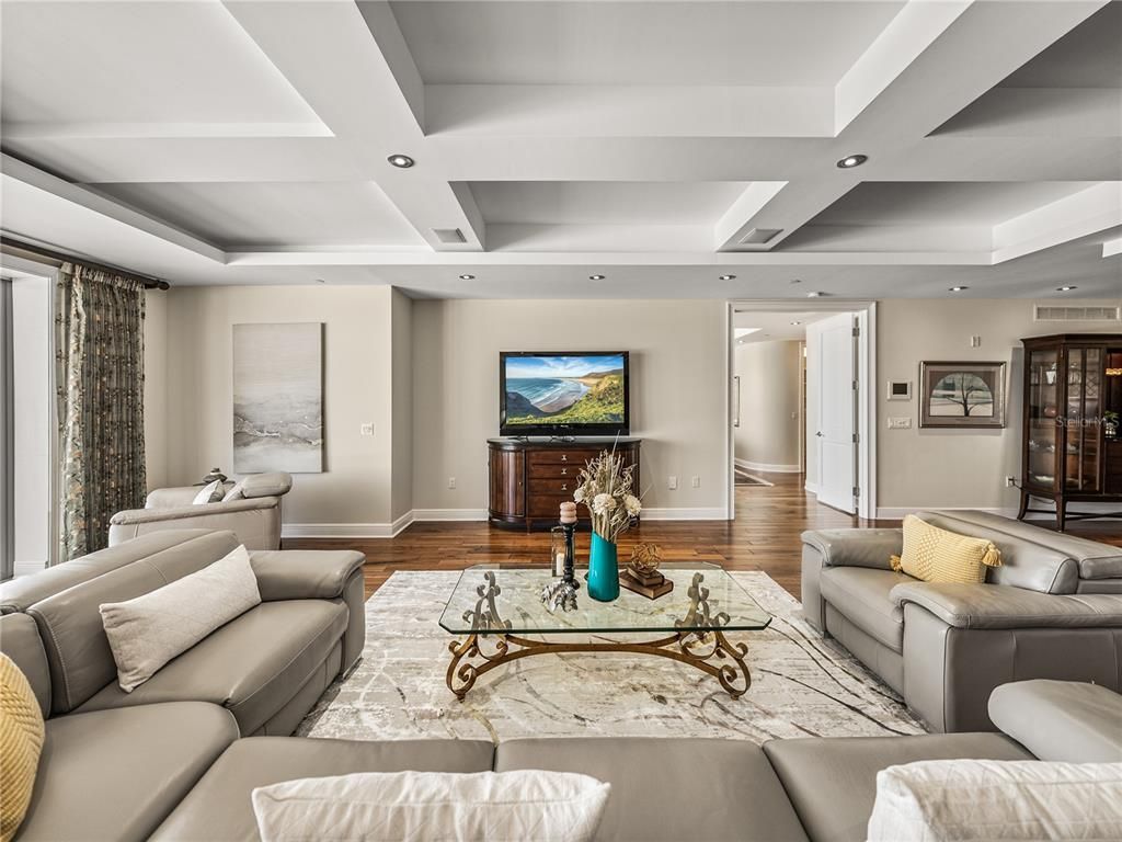 Interior, Living room, Recessed Lighting, Wood Texture Flooring