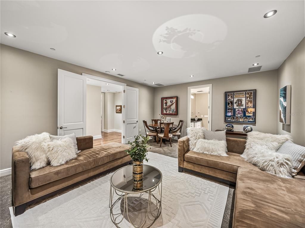 Dining room, Interior, Living room, Recessed Lighting