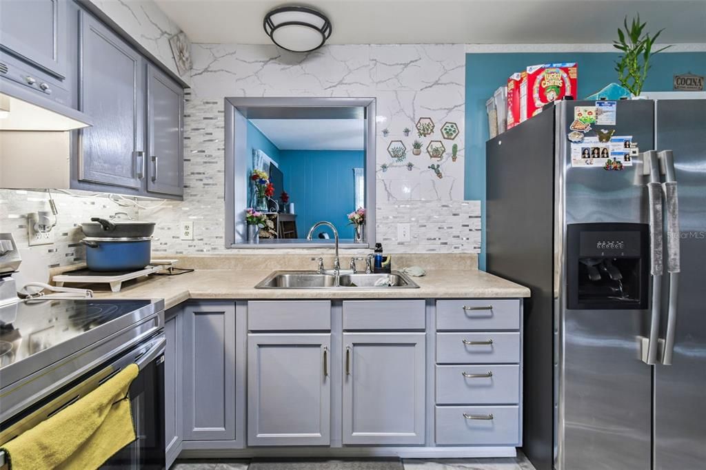 Interior, Kitchen, Stainless Steel Appliances