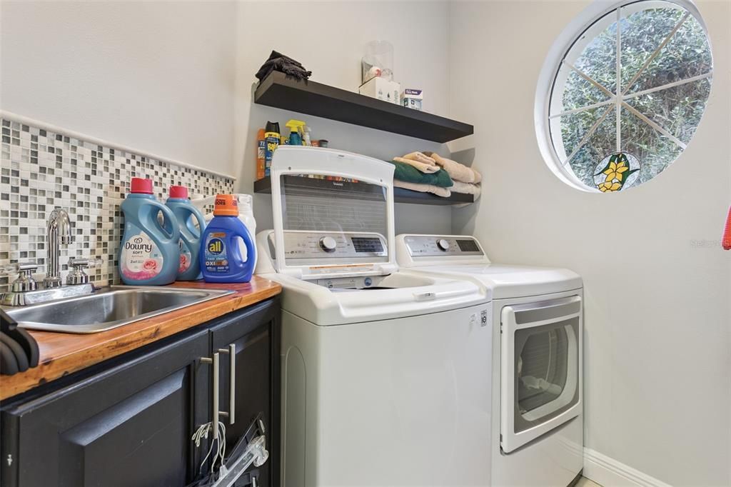 Interior, Washer
