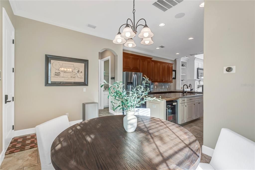 Chandelier, Dining room, Interior, Kitchen, Recessed Lighting, Stainless Steel Appliances