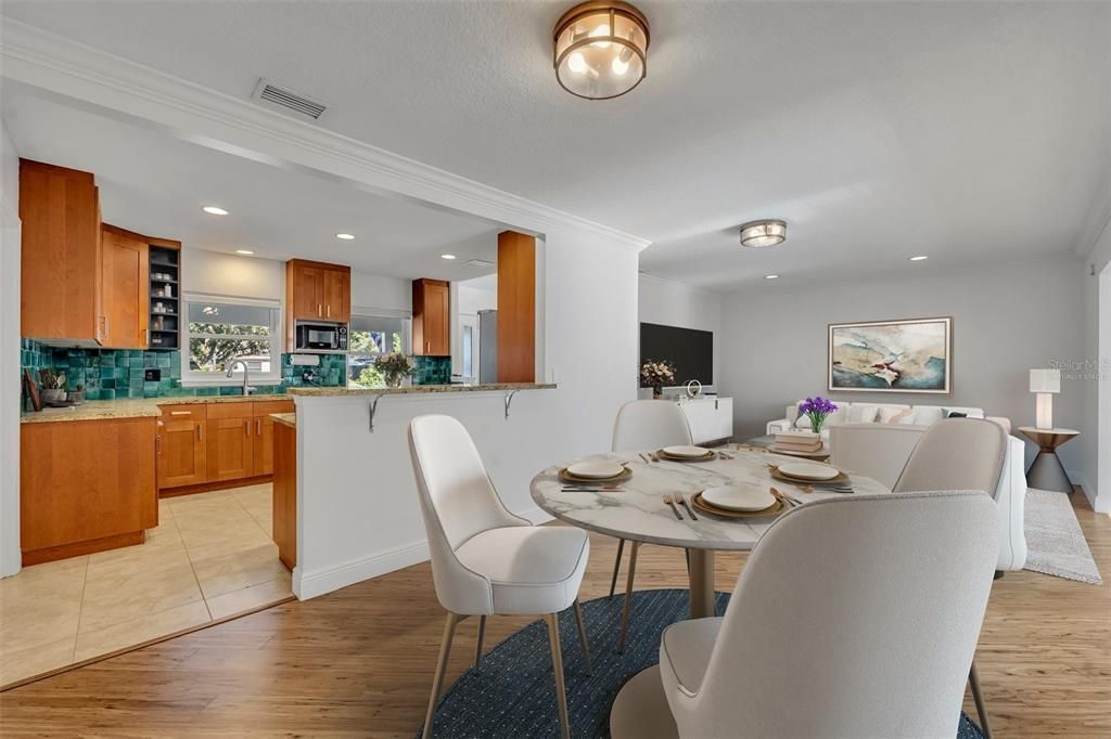 Dining room, Interior, Kitchen, Recessed Lighting, Wood Texture Flooring