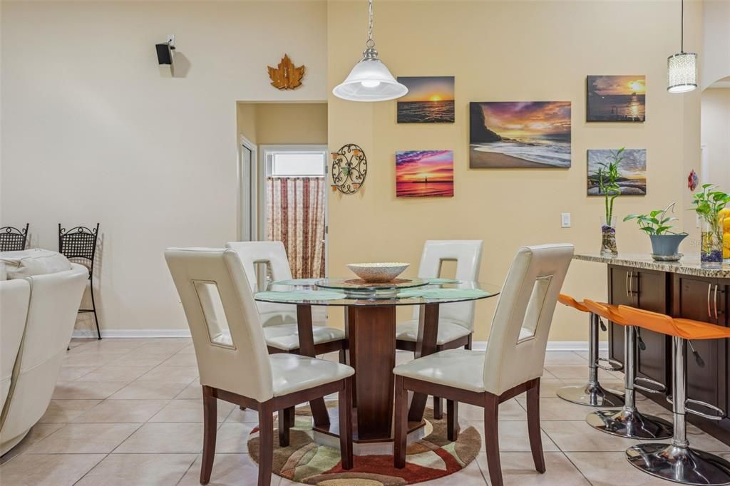 Dining room, Interior, Pendant Lights
