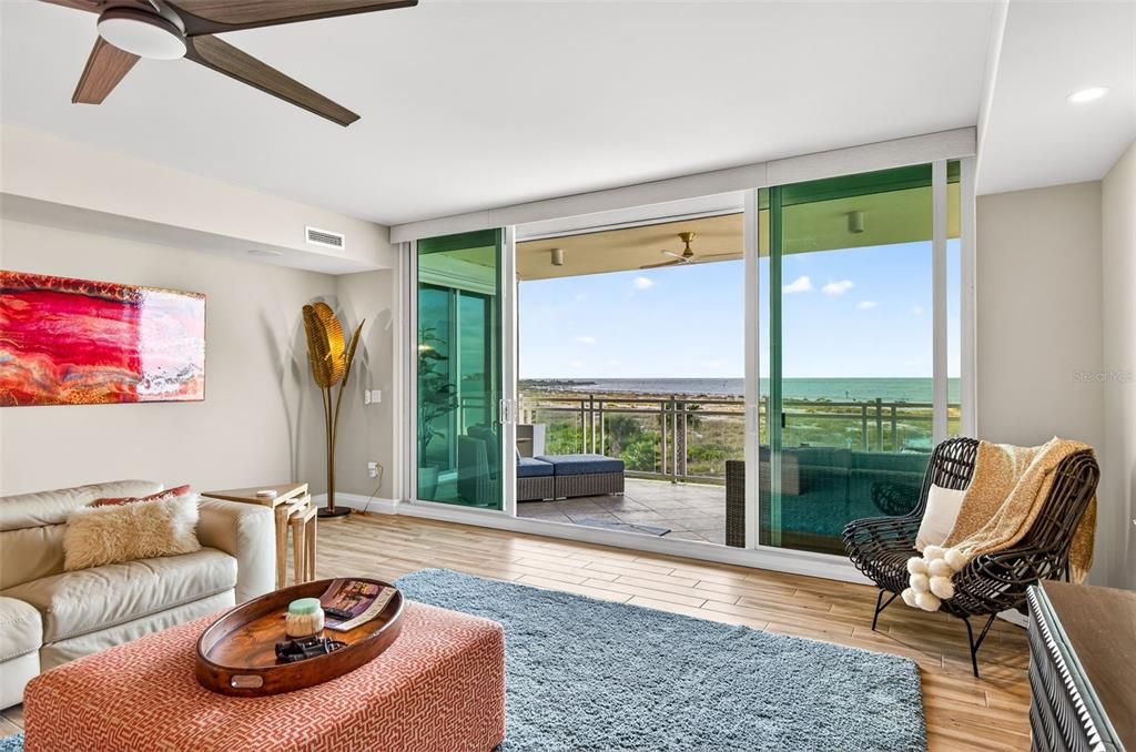 Interior, Living room, Recessed Lighting, Water, Wood Texture Flooring