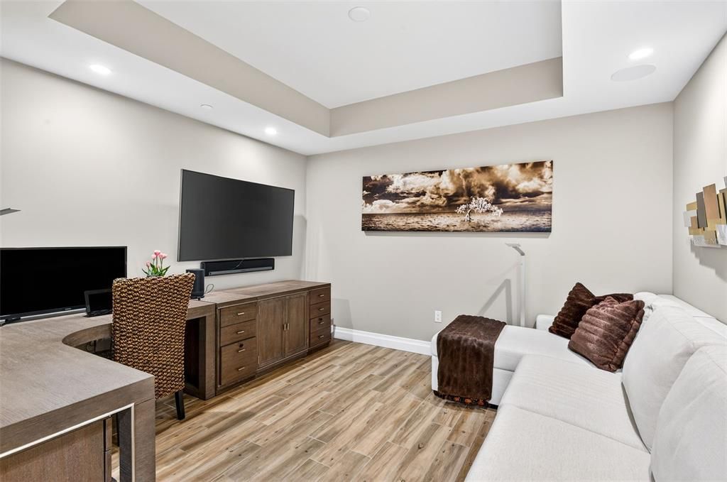 Home Office, Interior, Living room, Recessed Lighting, Wood Texture Flooring