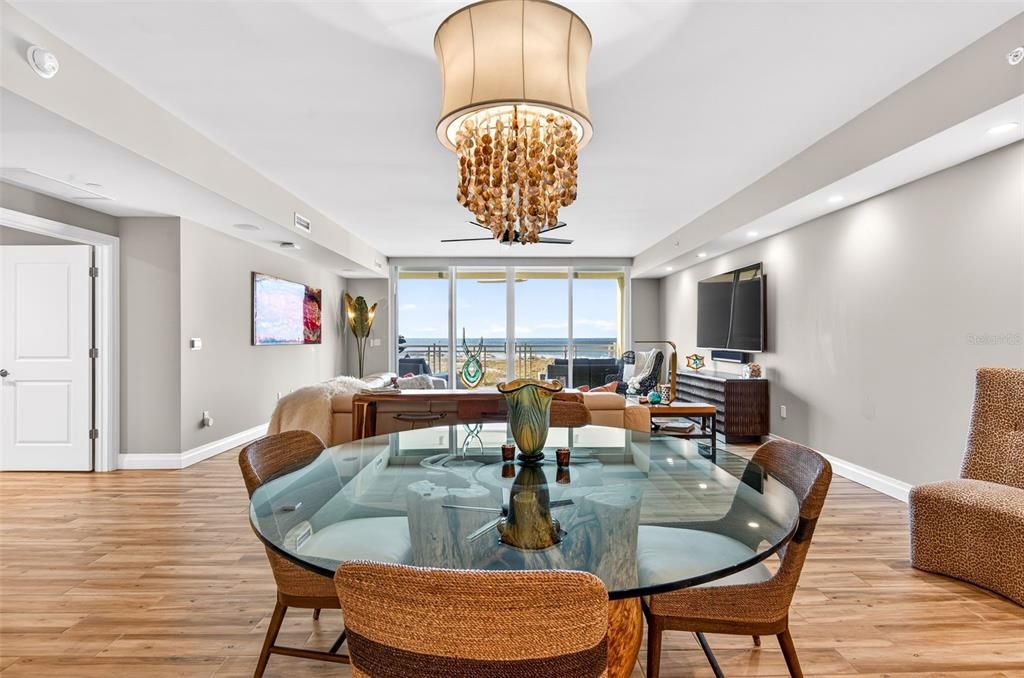 Chandelier, Dining room, Interior, Living room, Recessed Lighting, Water, Wood Texture Flooring