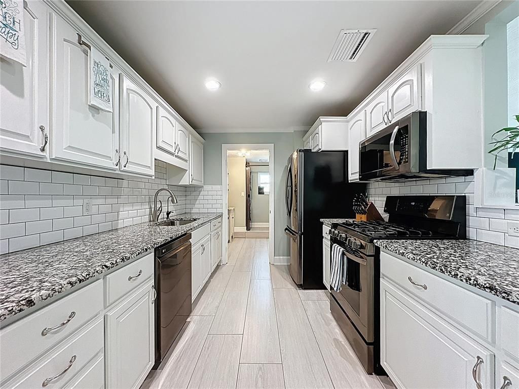 Interior, Kitchen, Recessed Lighting