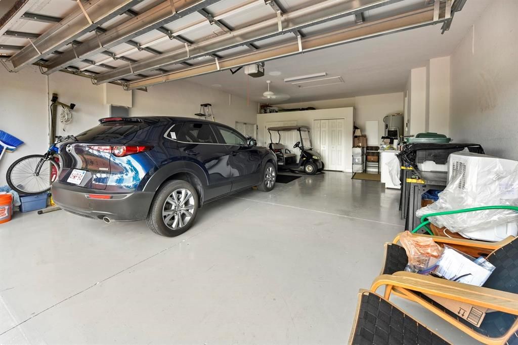 Garage, Interior
