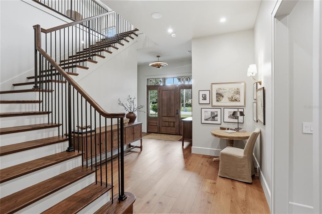 Interior, Recessed Lighting, Wood Texture Flooring