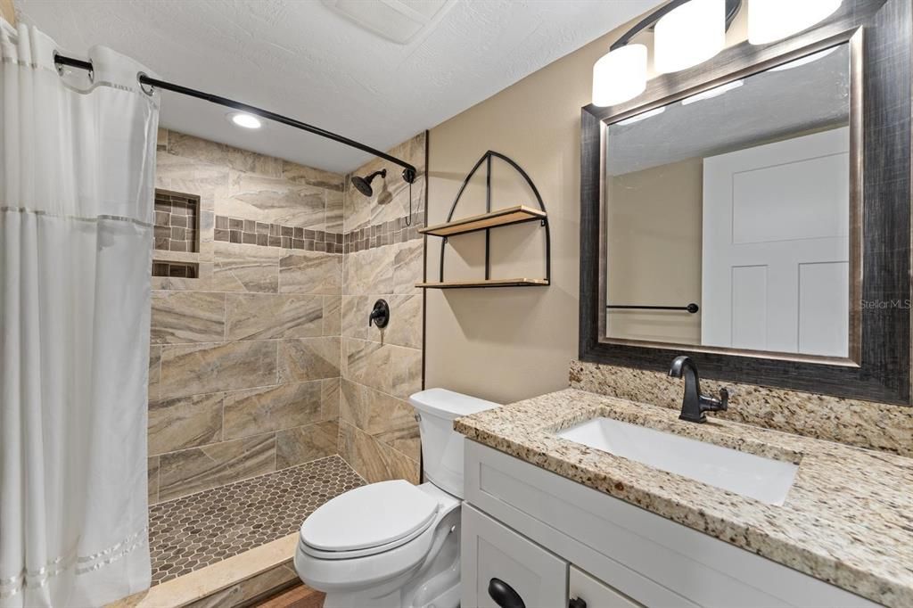 Bathroom, Interior, Recessed Lighting