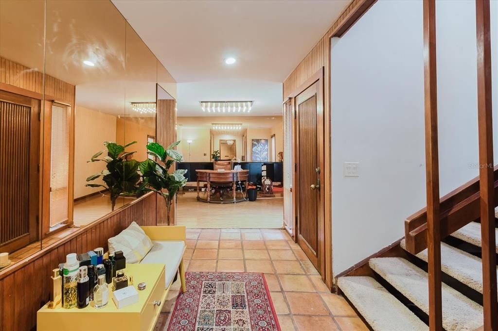 Dining room, Interior, Living room, Recessed Lighting