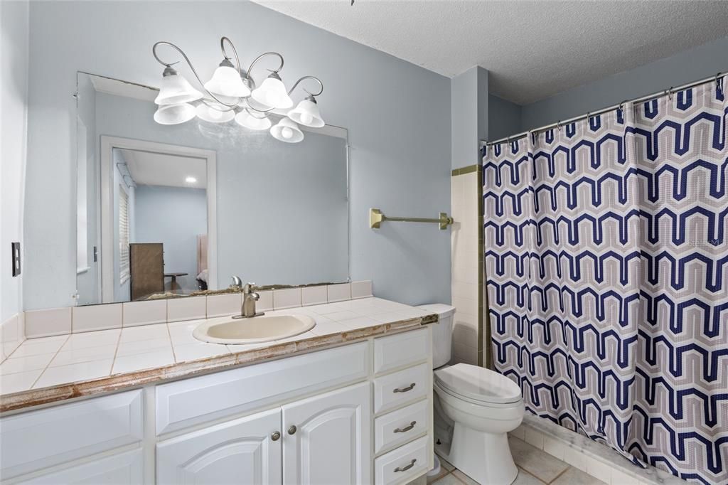 Bathroom, Interior, Tile Countertops