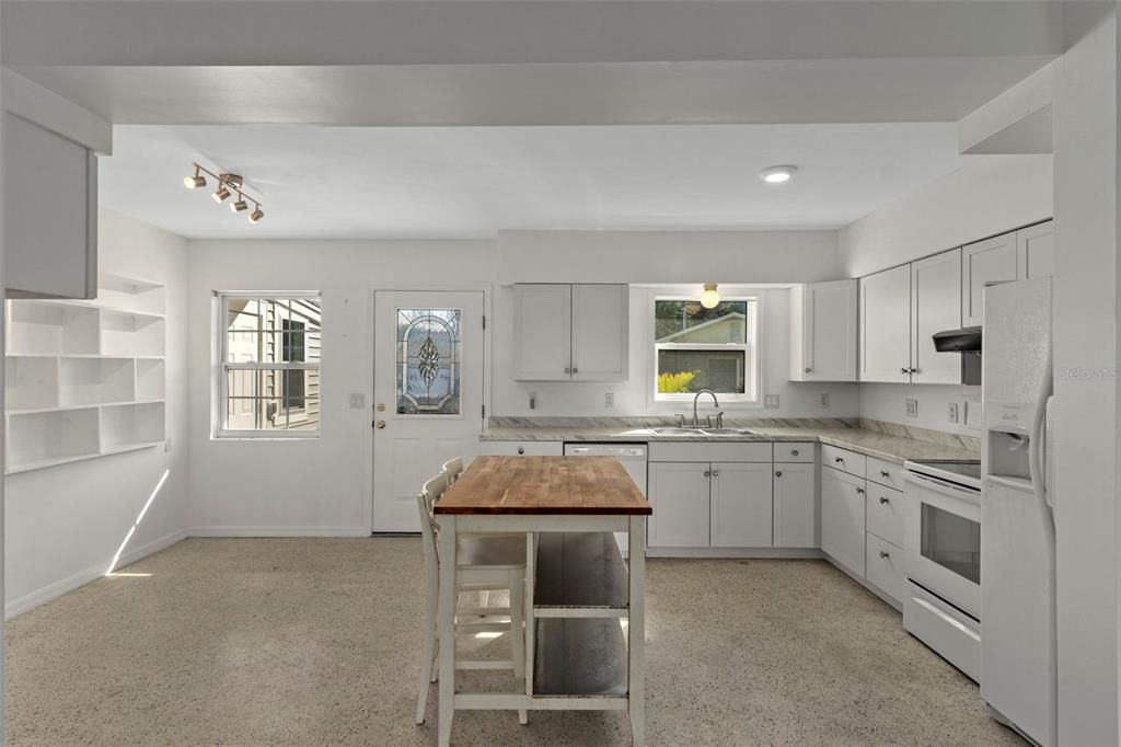 Interior, Kitchen, Recessed Lighting