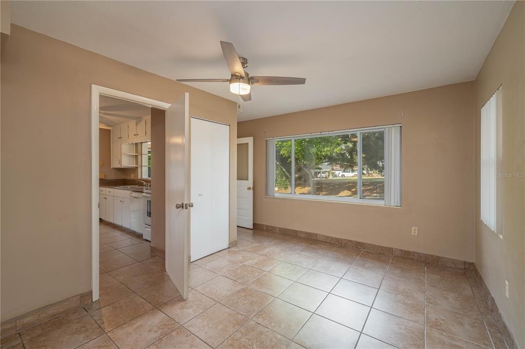Empty room, Interior, Kitchen