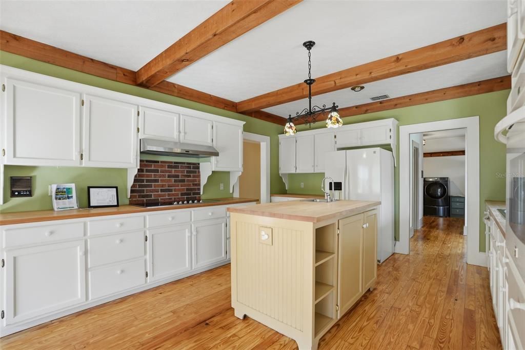 Interior, Kitchen, Pendant Lights, Washer, Wooden Beams, Wood Texture Flooring