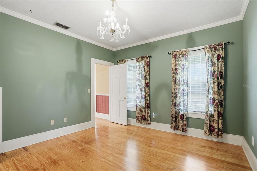 Chandelier, Empty room, Interior, Wood Texture Flooring